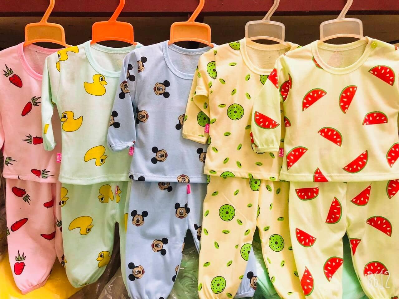 Set 5 bộ cotton bé trai/gái từ 4-14kg (hàng đẹp)(cho bé cao dưới 88cm)(2 MẪU)