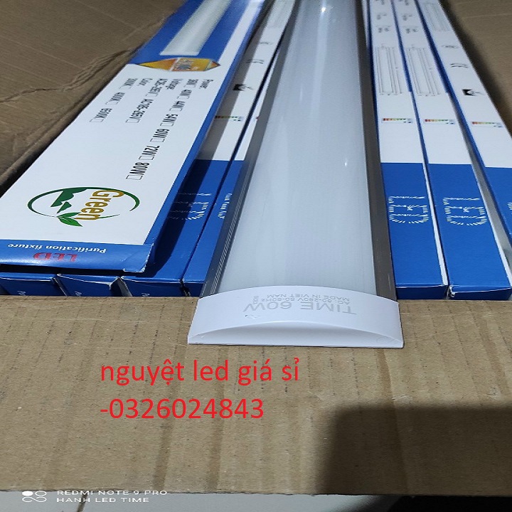 05 Tuýp led bán nguyệt siêu sáng 1.2m
