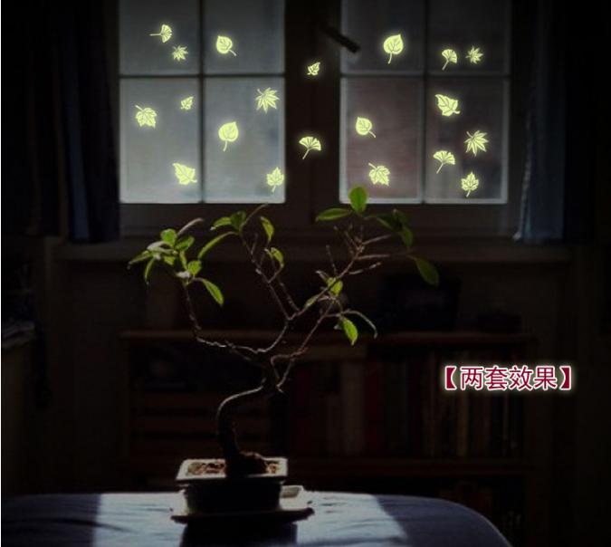 Decal trang trí Lá Rơi - Dạ Quang