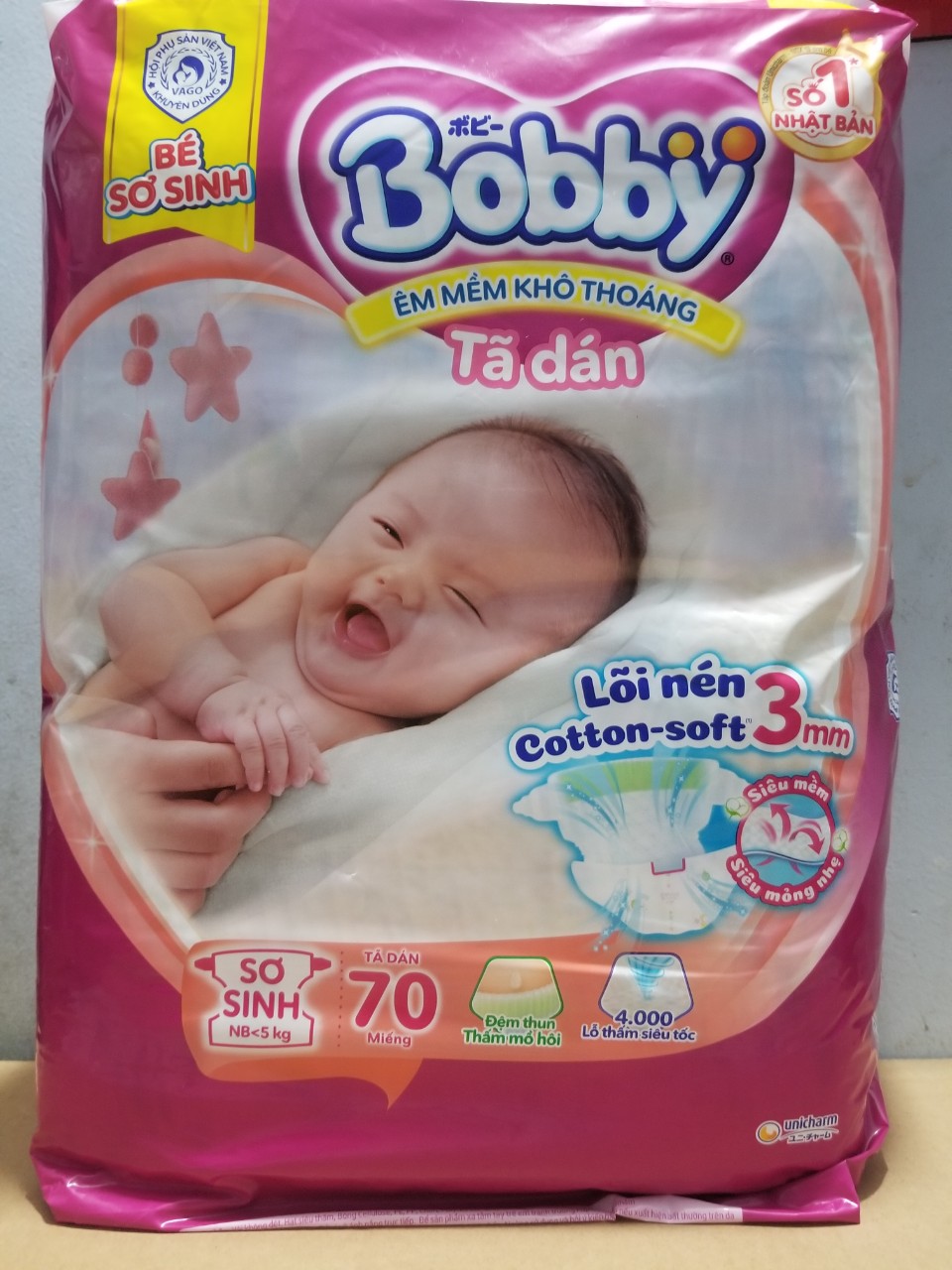 Tã dán sơ sinh Boby 70 miếng dành cho bé dưới 6kg