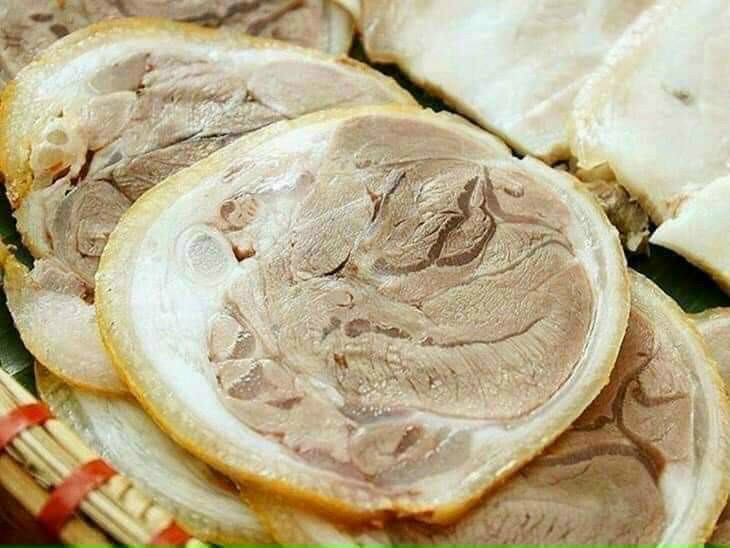 Bắp giò heo rút xương bó chỉ 1kg (giao tphcm)