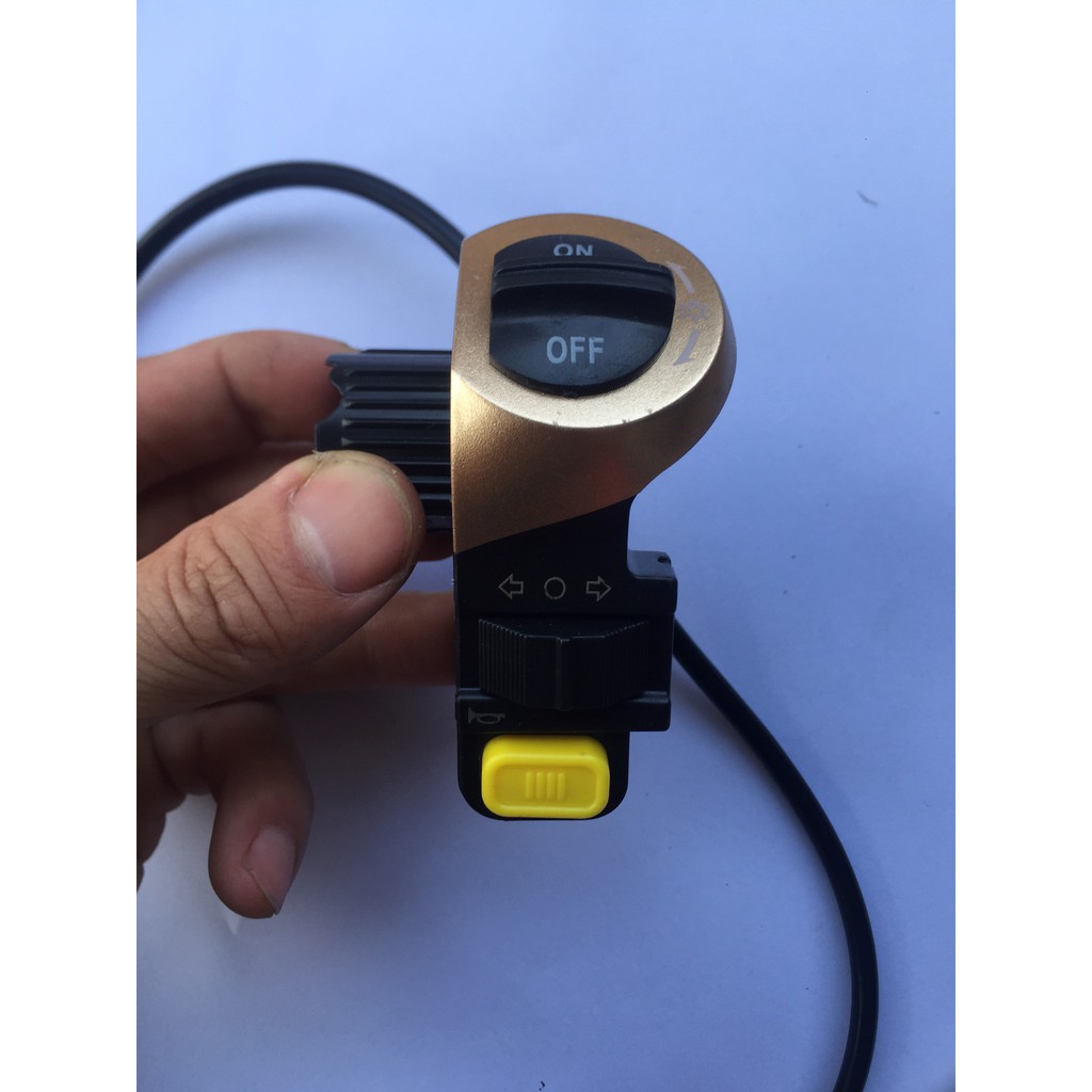 Cụm công tắc 133 đèn còi xi nhan