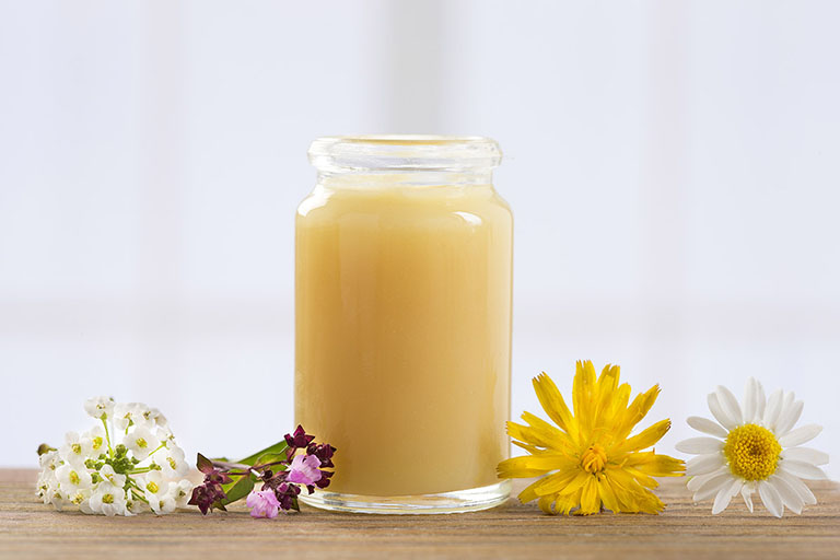 SỮA ONG CHÚA TƯƠI NGUYÊN CHẤT 100GRAM