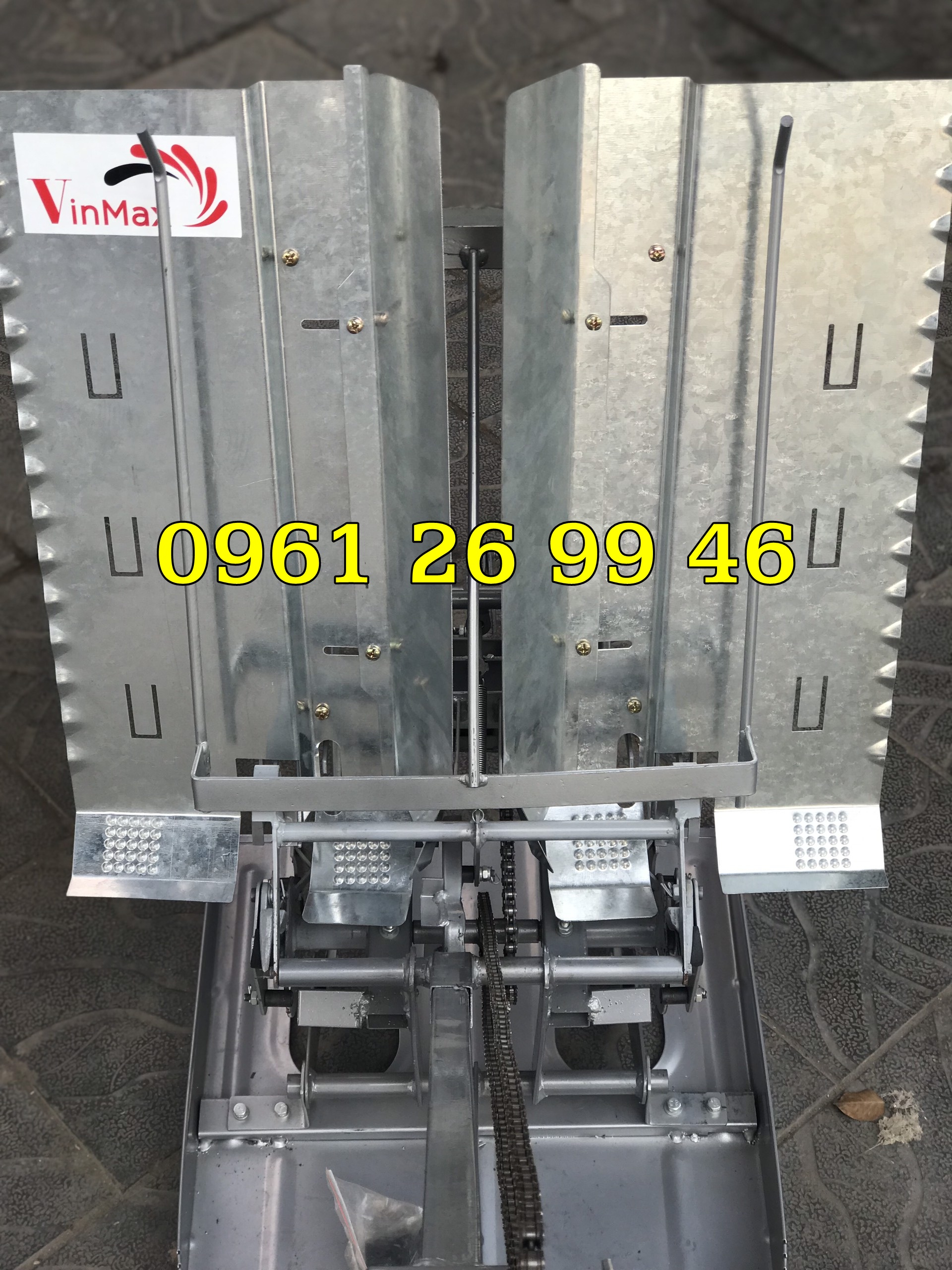 Máy cấy lúa mạ nhổ không động cơ