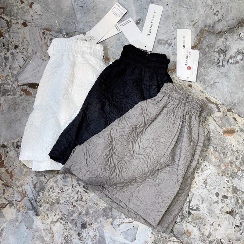 Quần Short Nữ Hoa In Nổi Siêu Hot