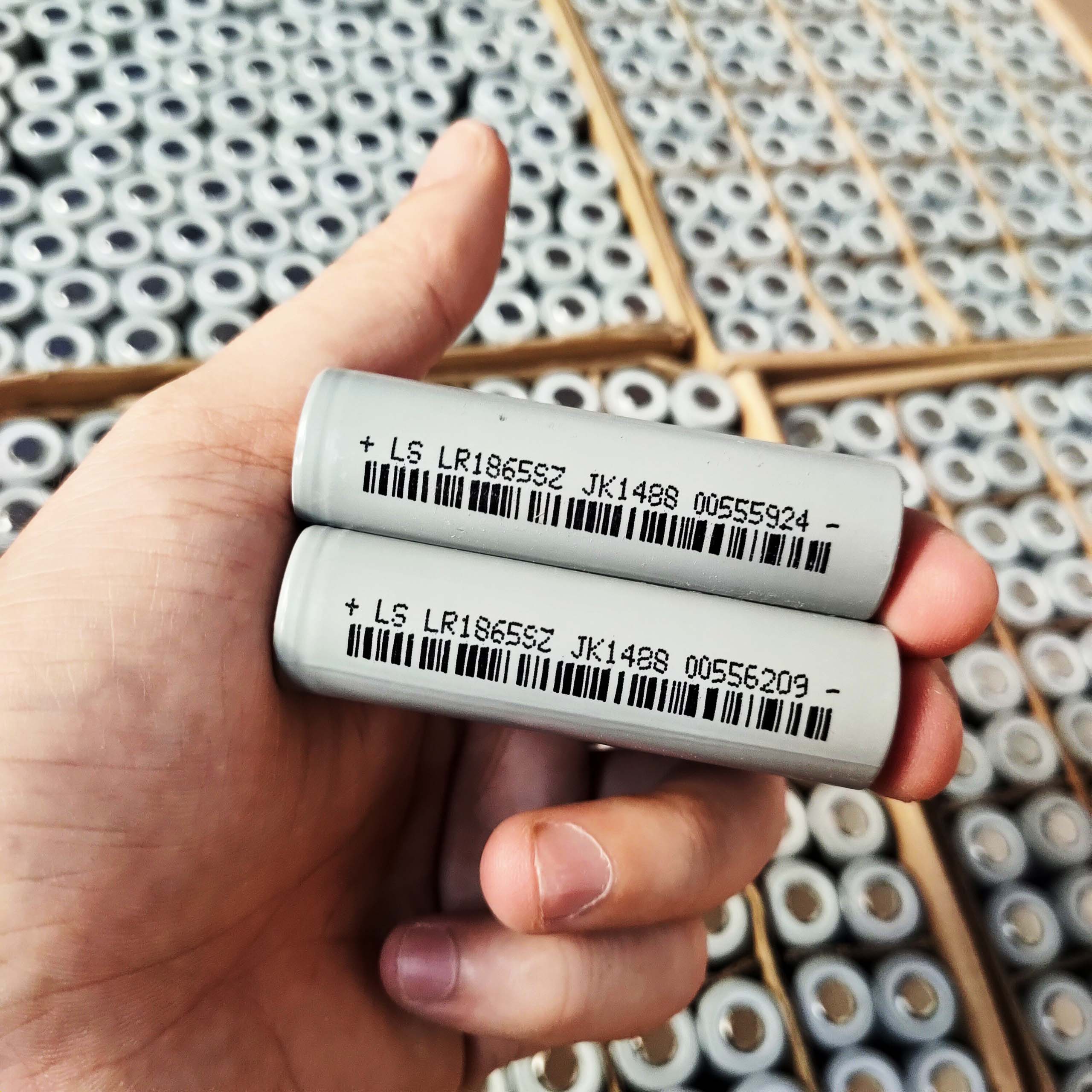 Pin Cell 18650 Lishen 2500mAh pin xả cao 15A