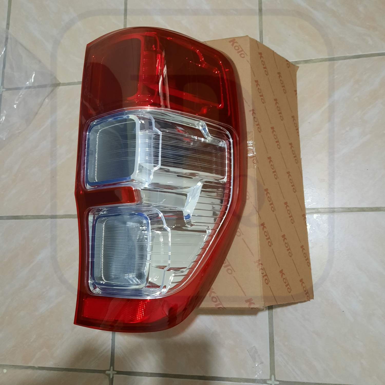Đèn phanh ford ranger thái