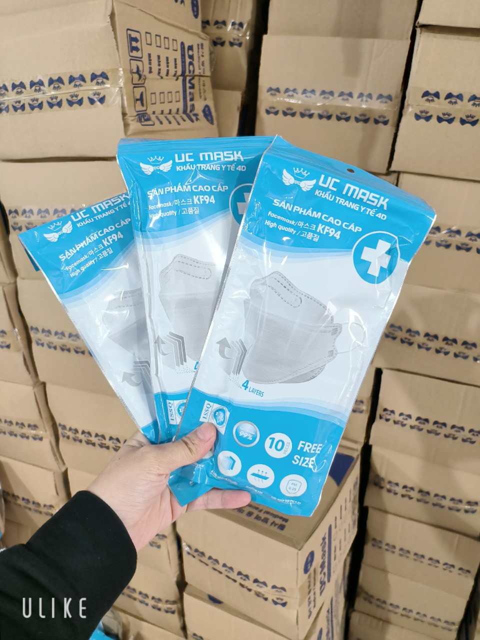 Thùng 200 cái Khẩu trang y tế 4D KF94 UC Mask