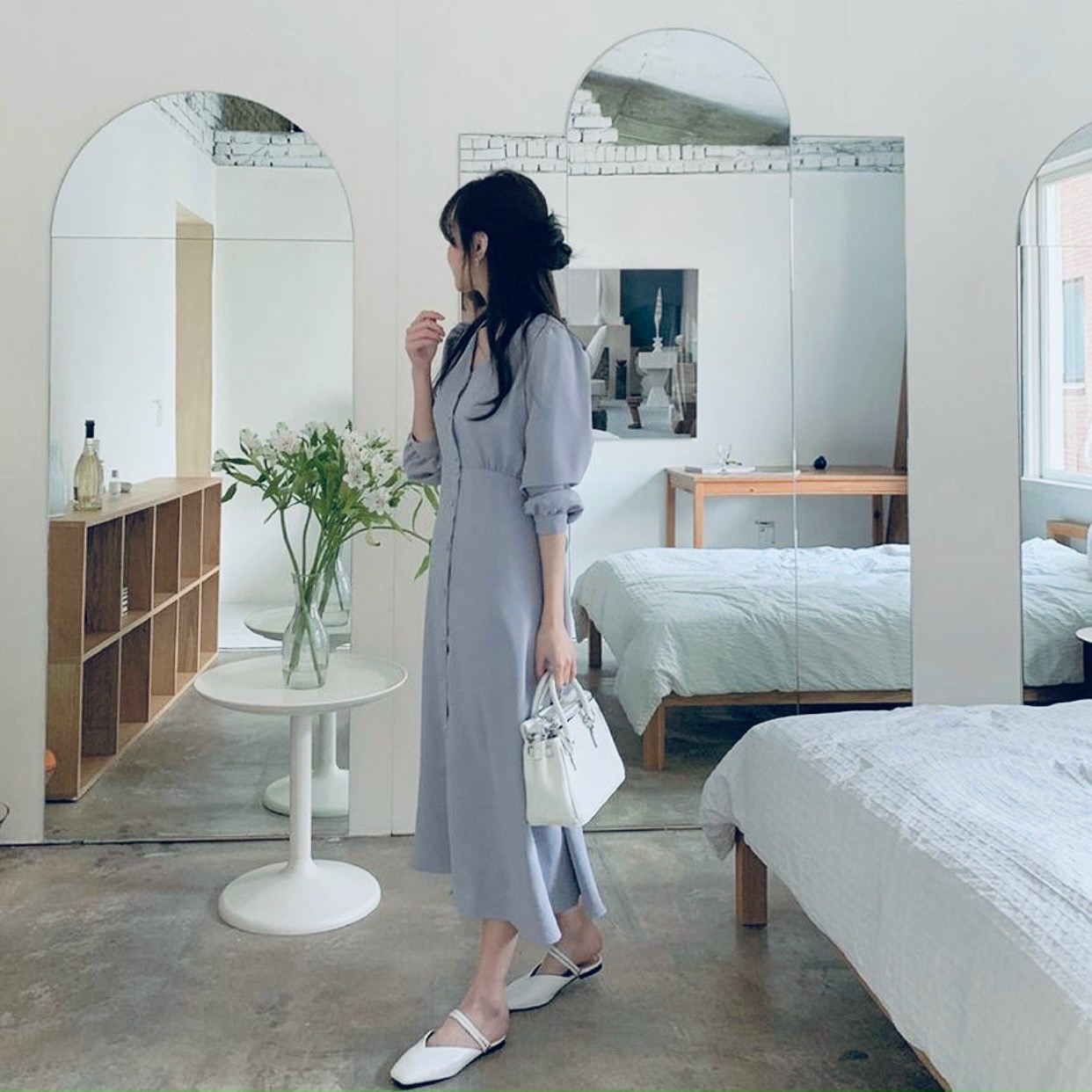 Đầm xám cổ V tay dài nút bọc