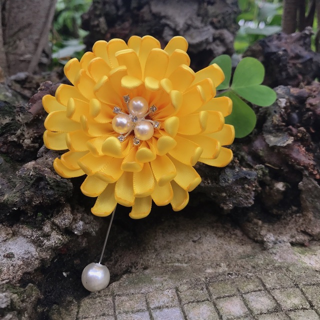 Hoa Cúc Cài Áo Dạ/Áo Dài/Vest [HANN HANDMADE - Hoa cài áo, phụ kiện thời trang sỉ]