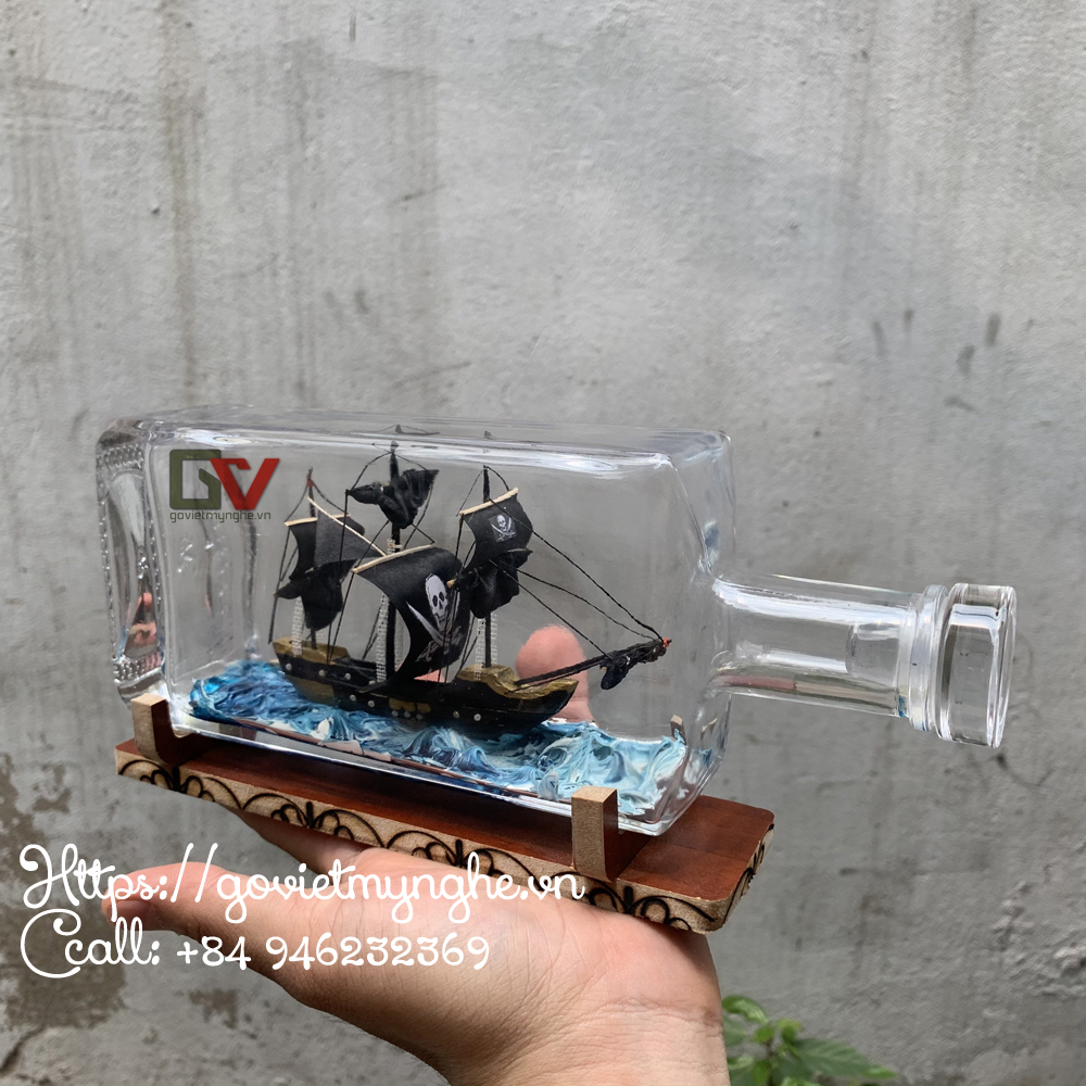 [HCM][Quà tặng] Mô hình thuyền cướp biển Black Pearl Pirates of Caribbean trong chai thủy tinh - Dài 25cm