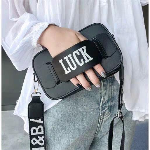 [HCM]TÚI HỘP ĐEO CHÉO IN CHỮ LUCK CAO CẤP CHERYSHOP94 MS81