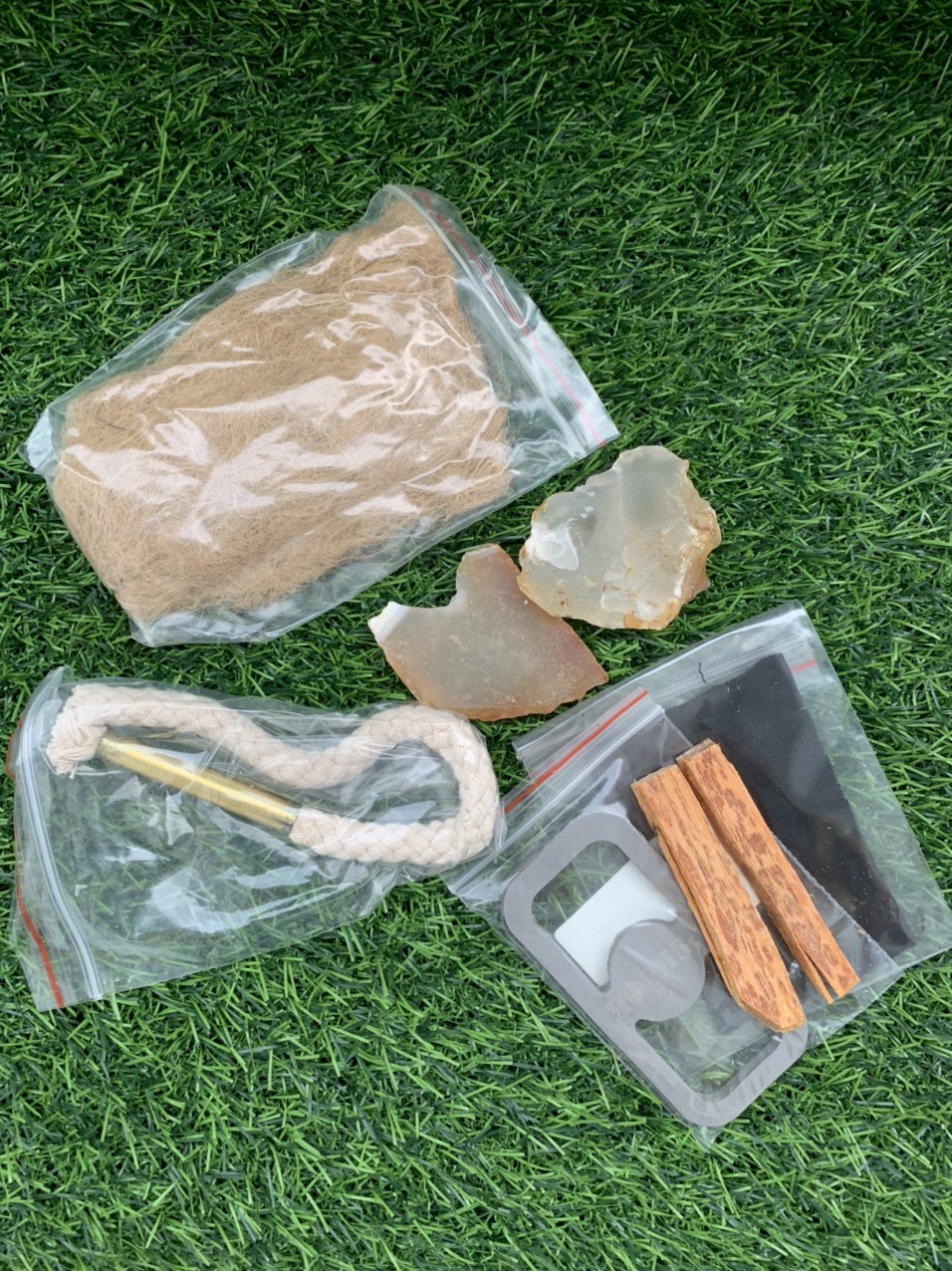 Hộp dụng cụ đánh lửa sinh tồn EDC