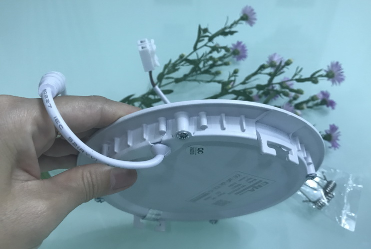 Đèn panel tròn âm trần siêu mỏng ENA 9W