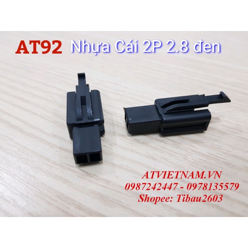 Nhựa đầu cái đen 2 lỗ 2P 2.8 - AT92 (1 bịch 10 cái)