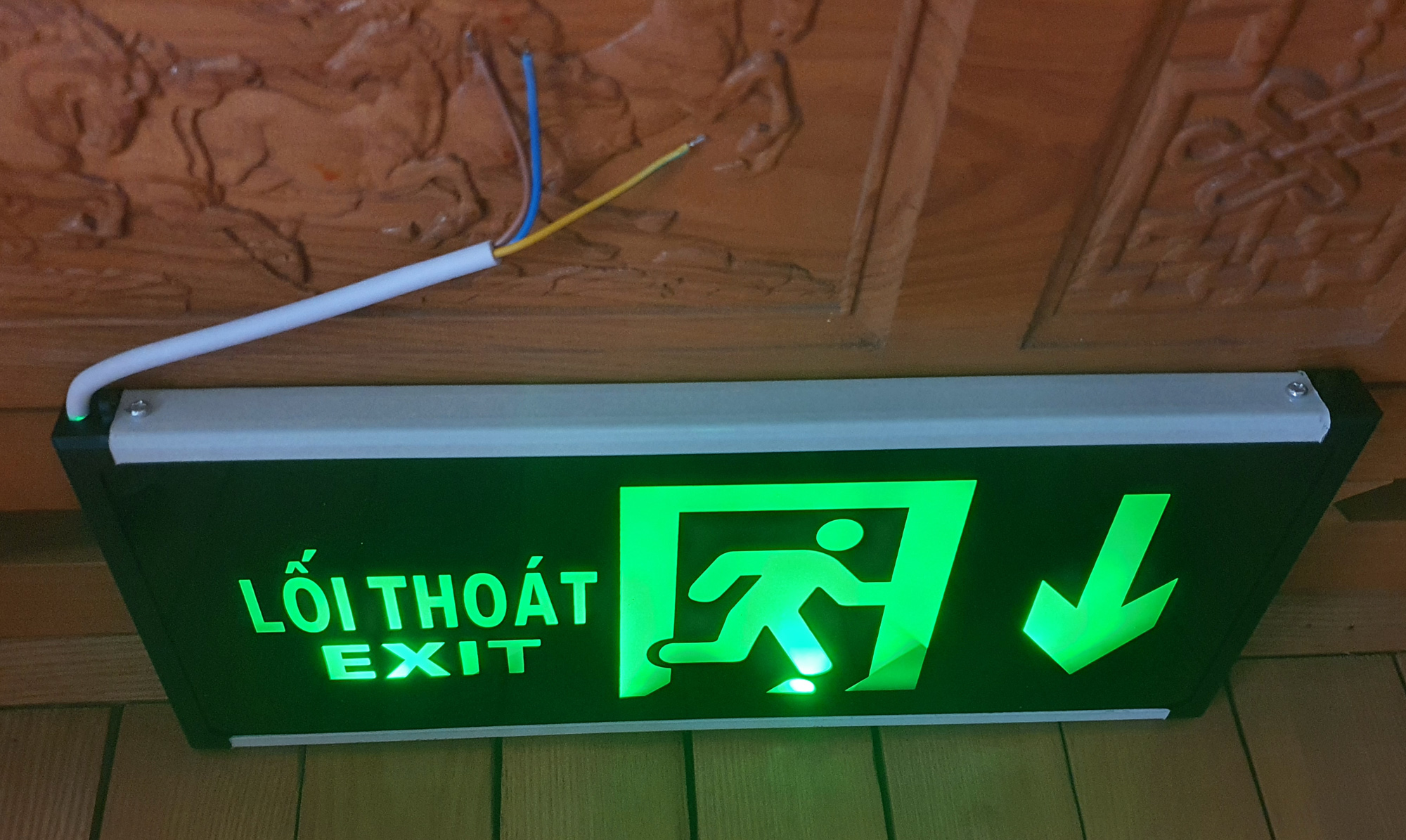 Đèn Thoát hiểm đèn exit