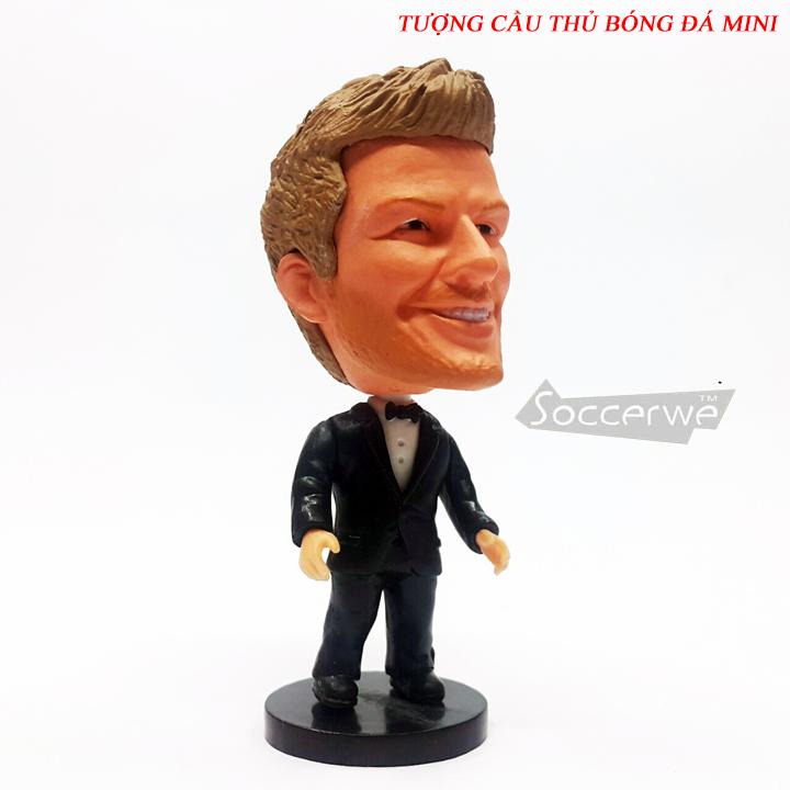 Tượng cầu thủ bóng đá David Beckham -  Bản Vest Suit