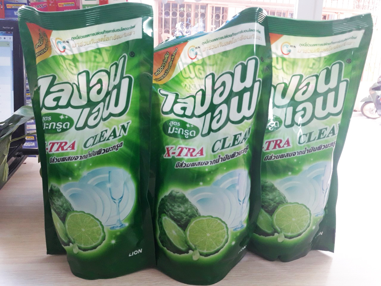 TÚI NƯỚC RỬA CHÉN LIPON CHANH THÁI LAN