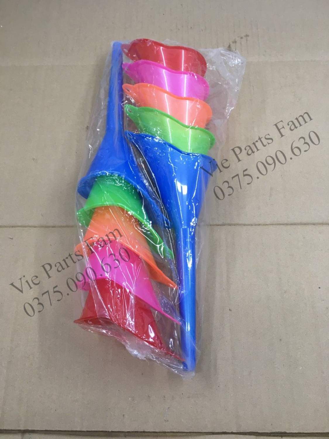 Quặng (phễu) Dùng Đổ Nhớt Cho Tất Cả Động Cơ Xe Máy