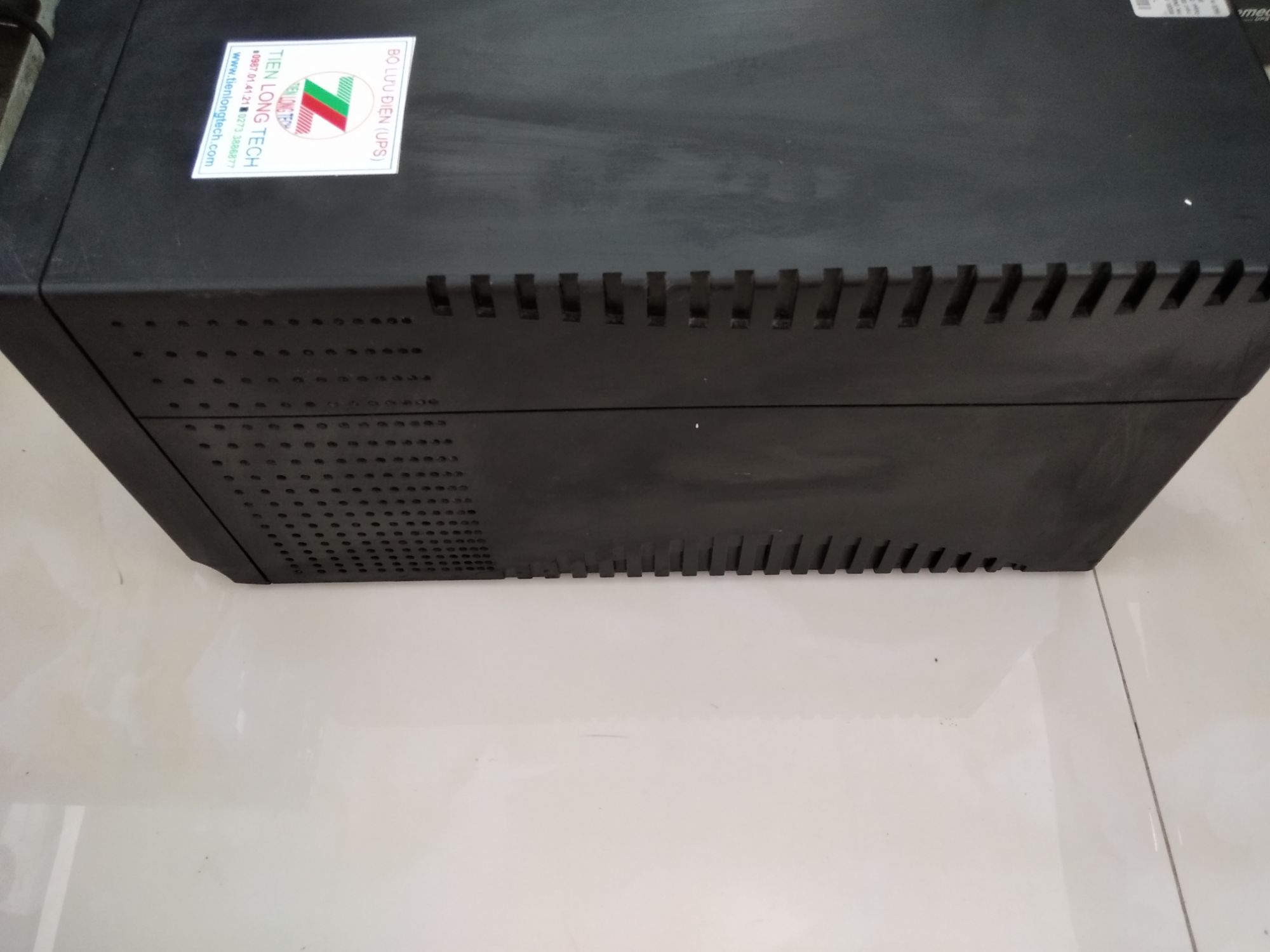 BỘ LƯU ĐIỆN (UPS) KHÔNG NGẮT EATON NV 2000H (2000VA-1200W)