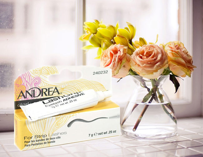 Keo Dán Lông Mi Giả Siêu Dính Eyelash Adhesive (100% From USA)