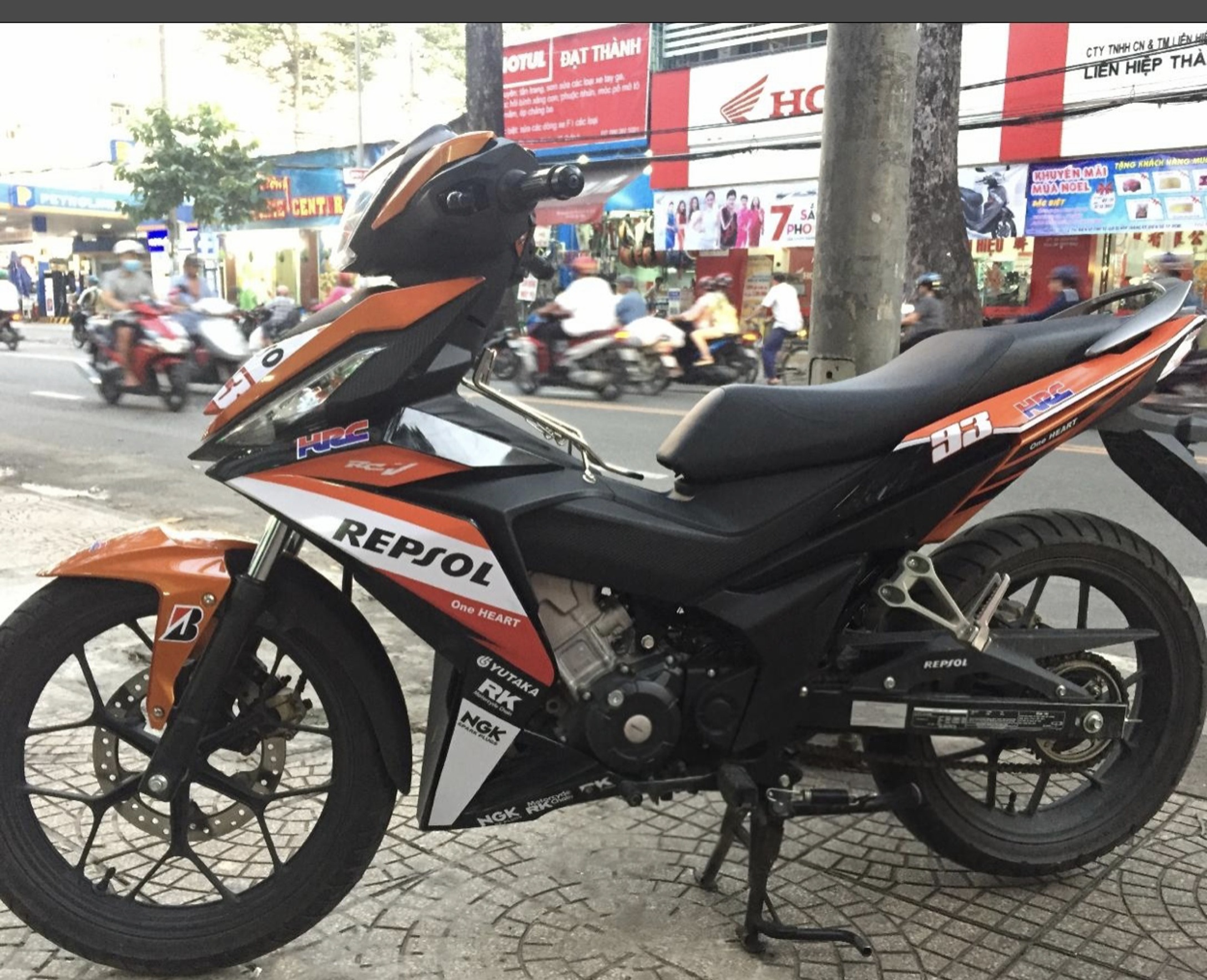 Tem rời honda winner 150 repsol 93