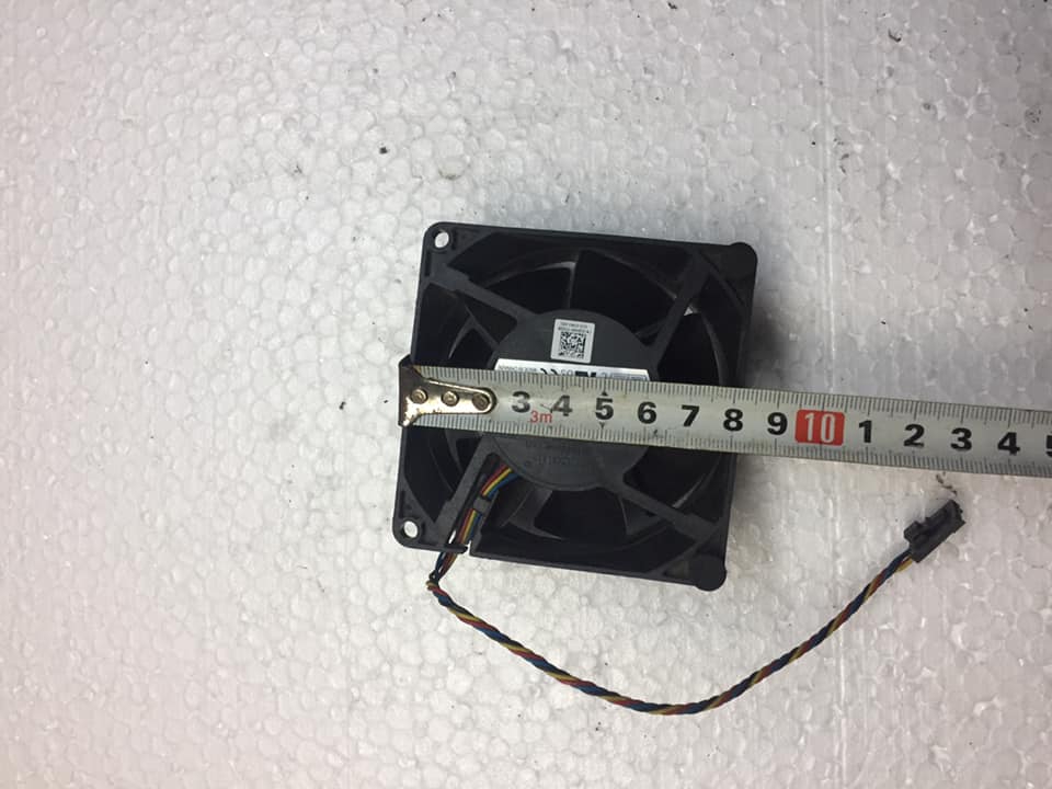 Quạt fan Siêu Tốc 8x8x4Cm Chạy Siêu Khỏe