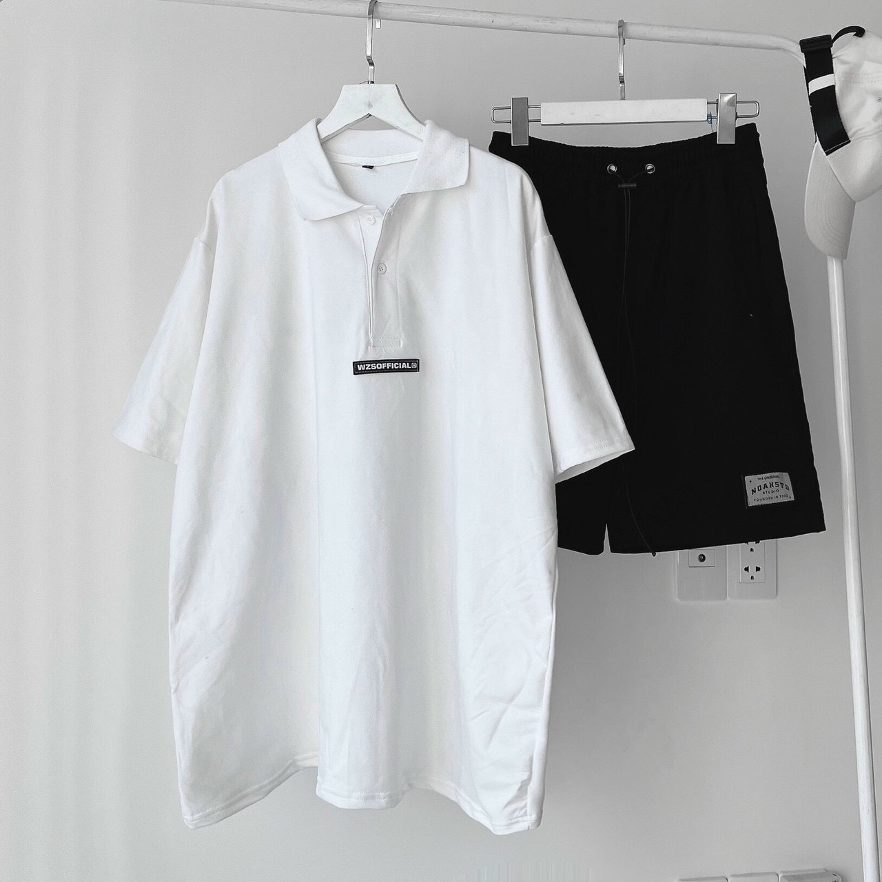 Áo thun POLO WNS nam basic màu đen và trắng