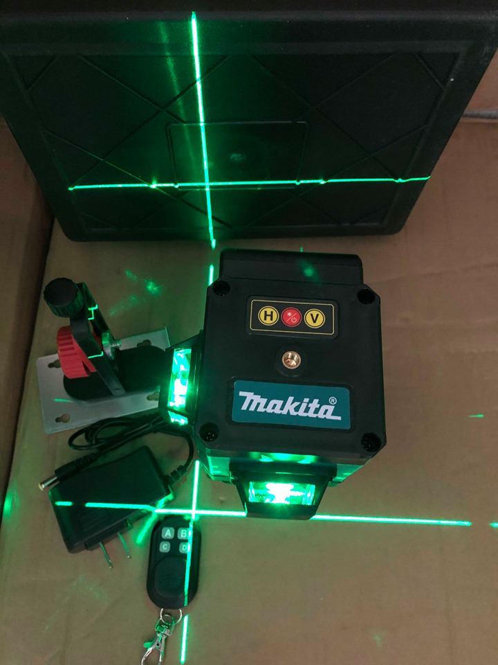 Máy laser 12 tia xanh Makita