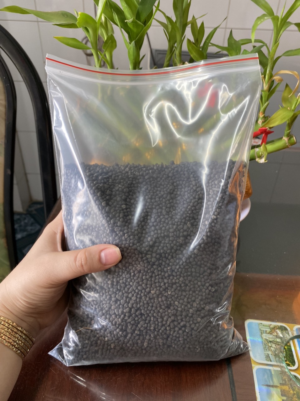 PHÂN BÓN - SUPER LÂN - HỘT LONG THÀNH - DẠNG 1KG