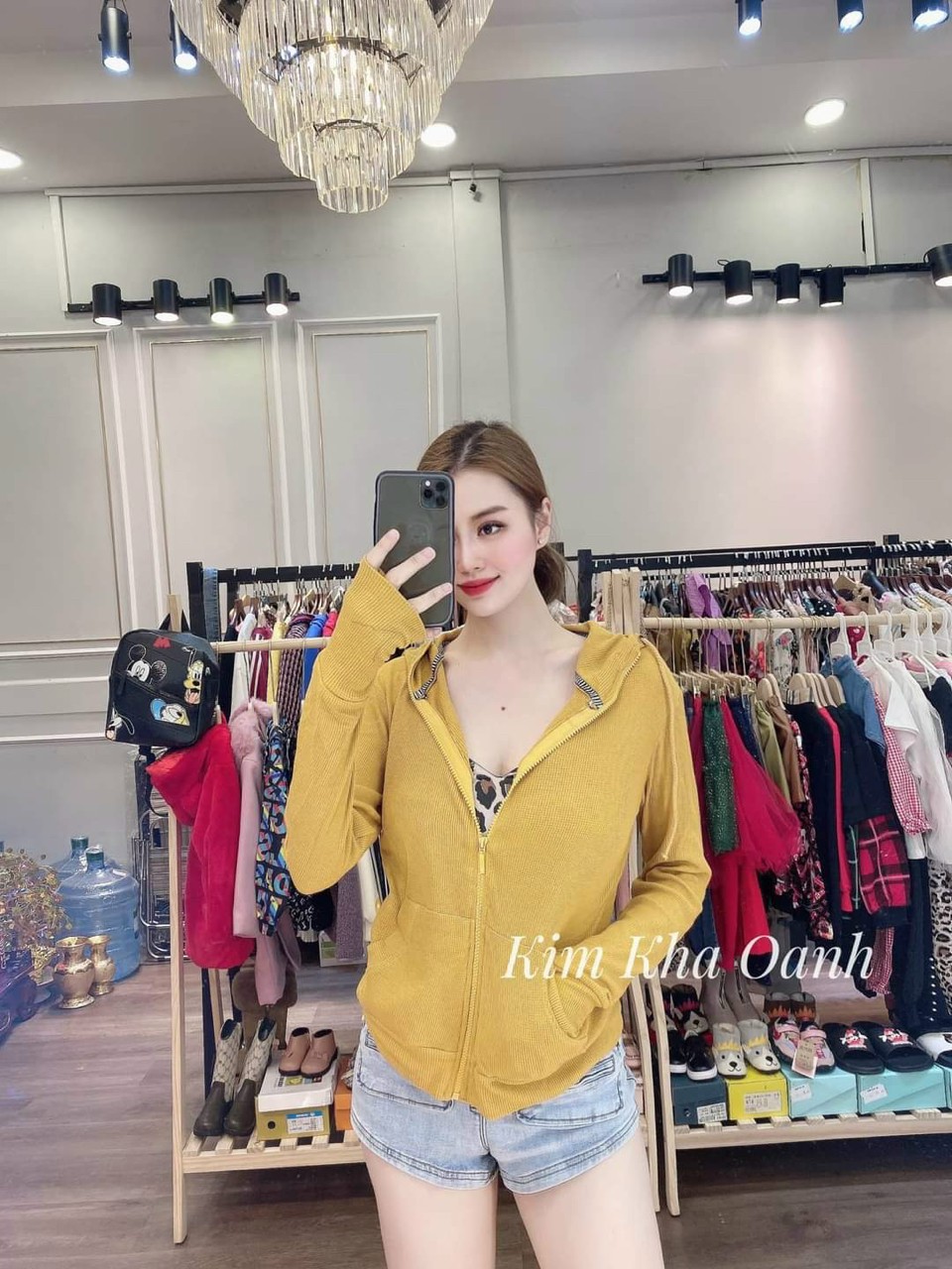 Áo khoác da cá chống nắng dễ thương phong cách .