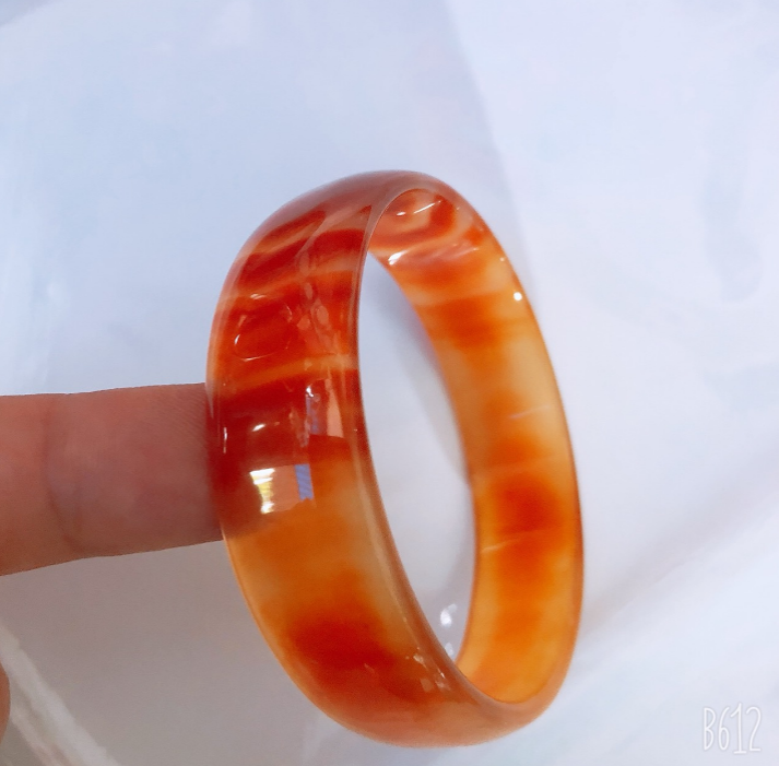 [HCM]Vòng tay mã não bản hẹ đỏ vân đá tuyệt đẹpmẫu đẹp  2020hàng chụp thực tếđủ side