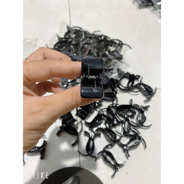 Kẹp tóc càng cua 3 răng màu đen - kẹp càng cua màu đen loại đẹp