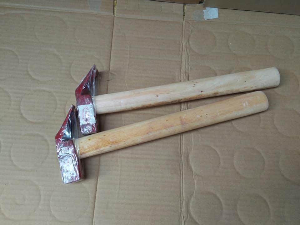 búa đóng đinh cán gỗ 350gr