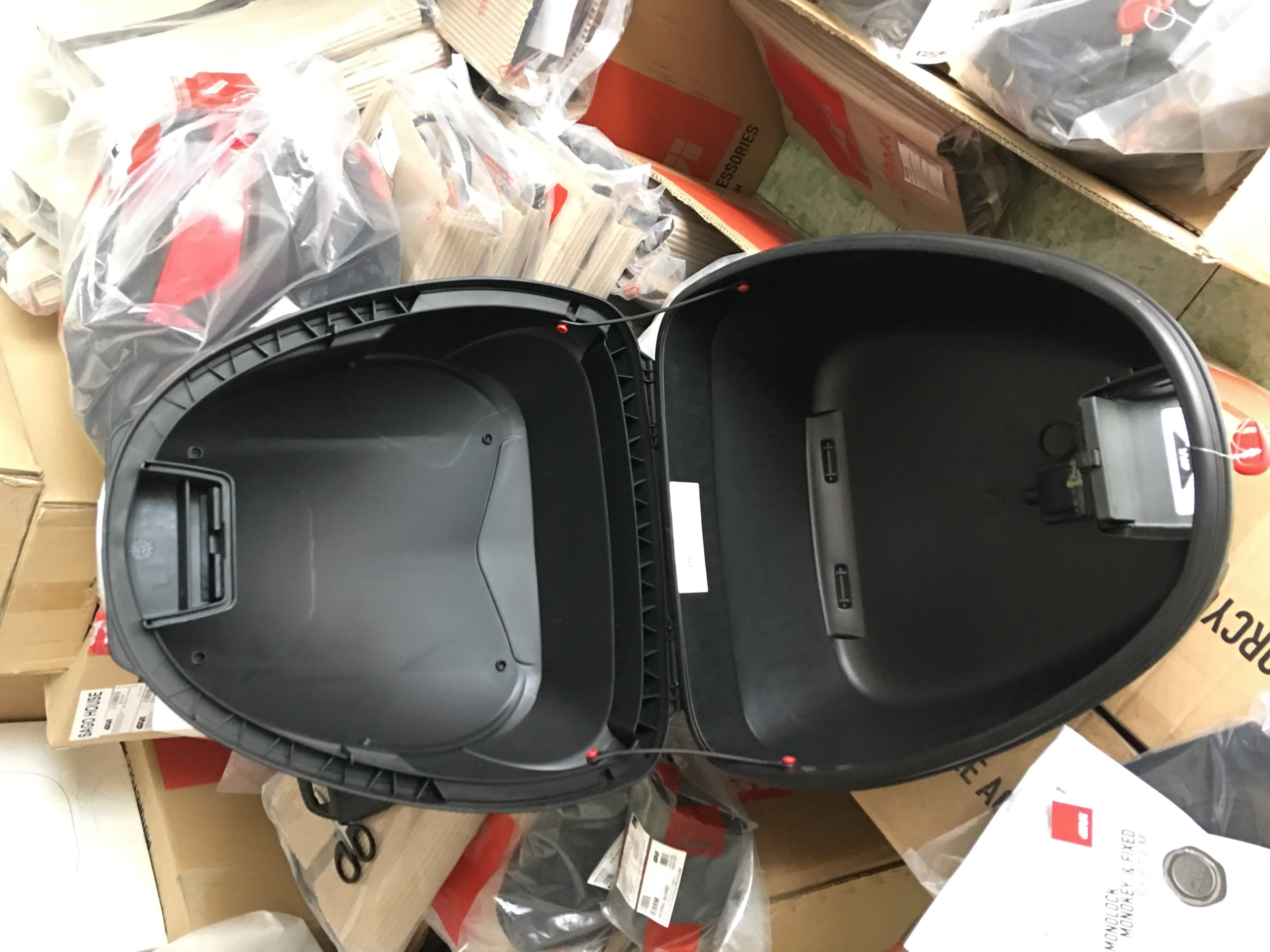 [HCM]Thùng sau givi B34N 34 lit cao cấp
