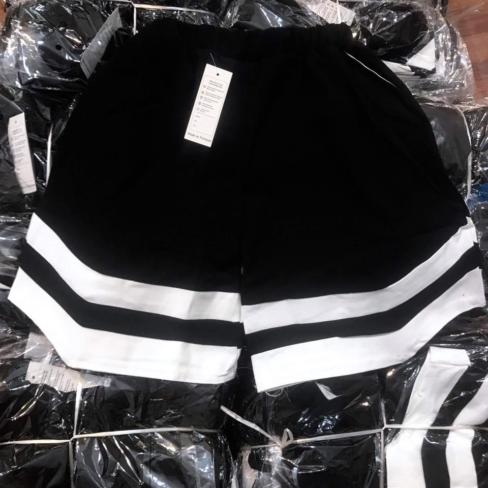 Quần sooc unisex chữ V 2 sọc siêu hot