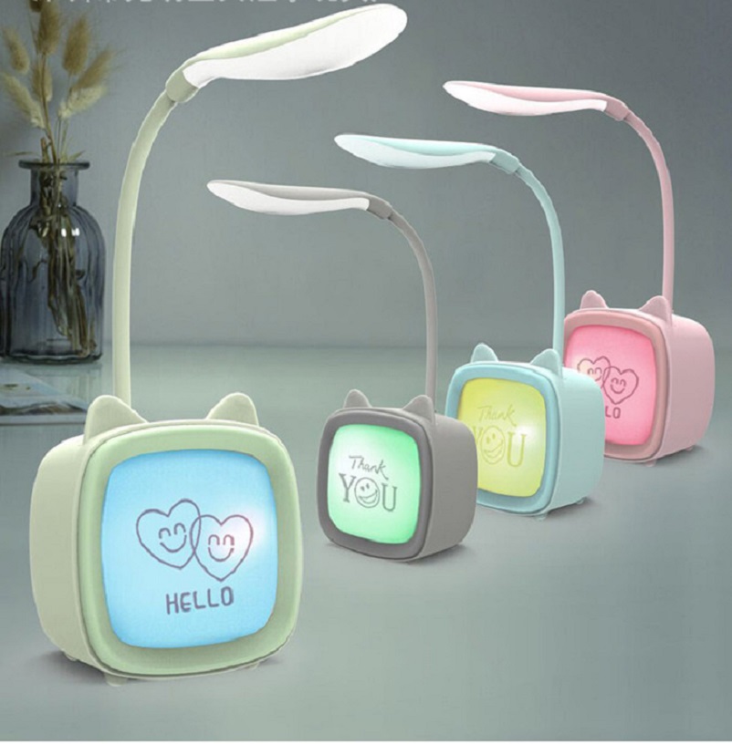 Đèn Led Để Bàn Kiêm Đèn Ngủ Hình Chiếc Lá 3 Chế Độ Sáng Dùng Pin Sạc