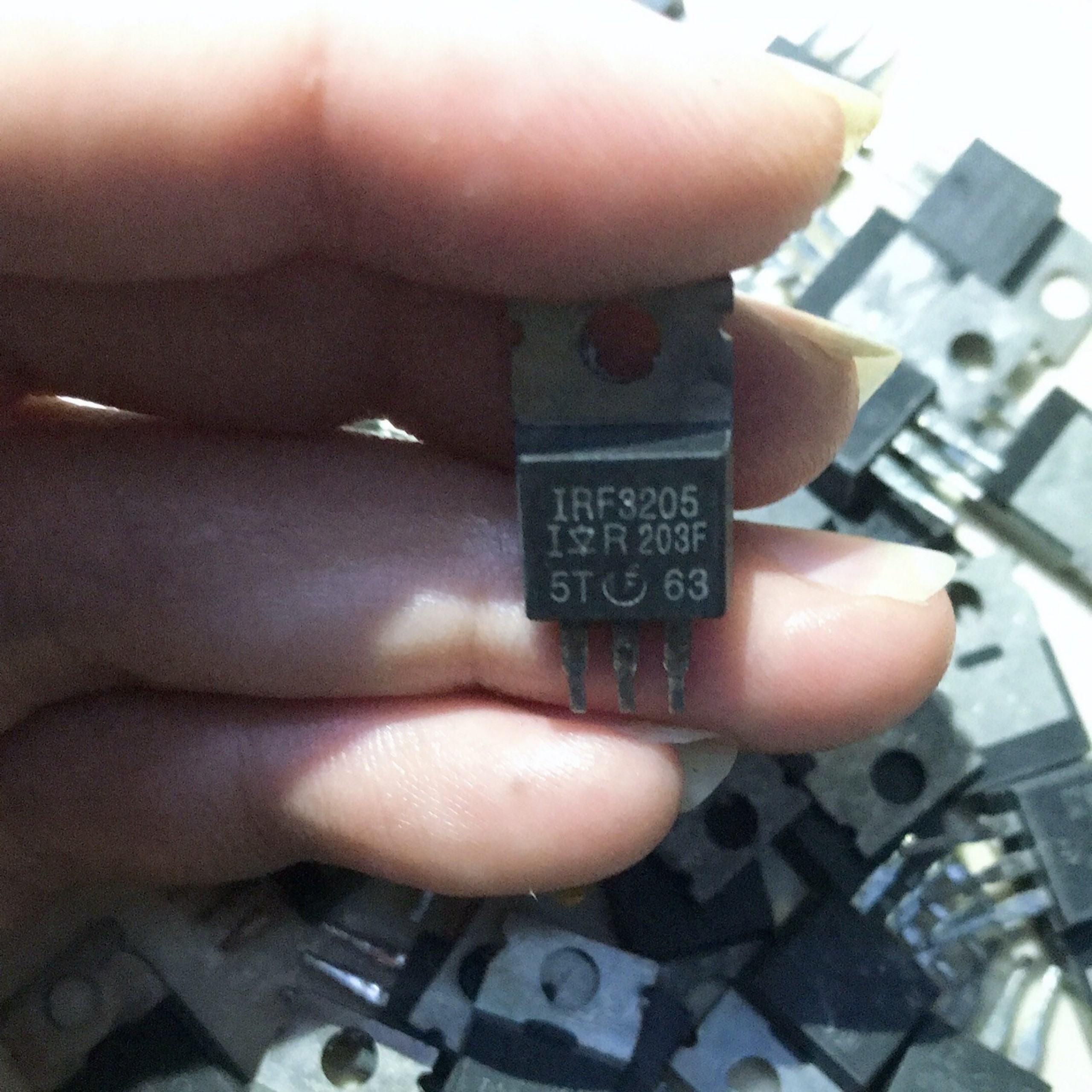 IRF3205 MOSFET N-CH 110A 55V linh kiện tháo máy