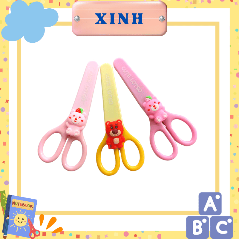 Kéo thủ công hình gấu dâu lotso có nắp đậy an toàn cho học sinh