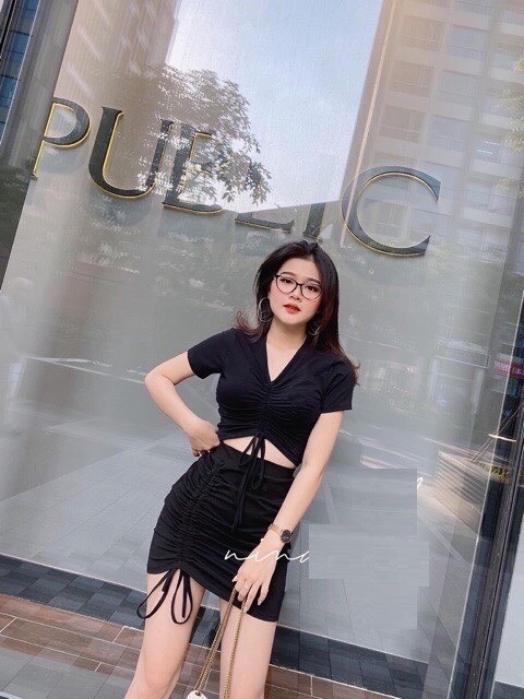 Set Áo Croptop Kèm Chân Váy Rút