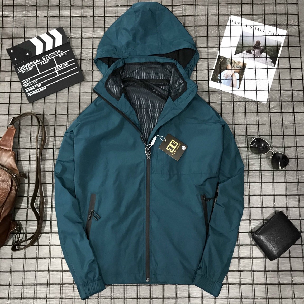 Áo khoác nam .Áo khoác dù nam vải chống thấm nước đi mưa đi nắng đều được hết ạ