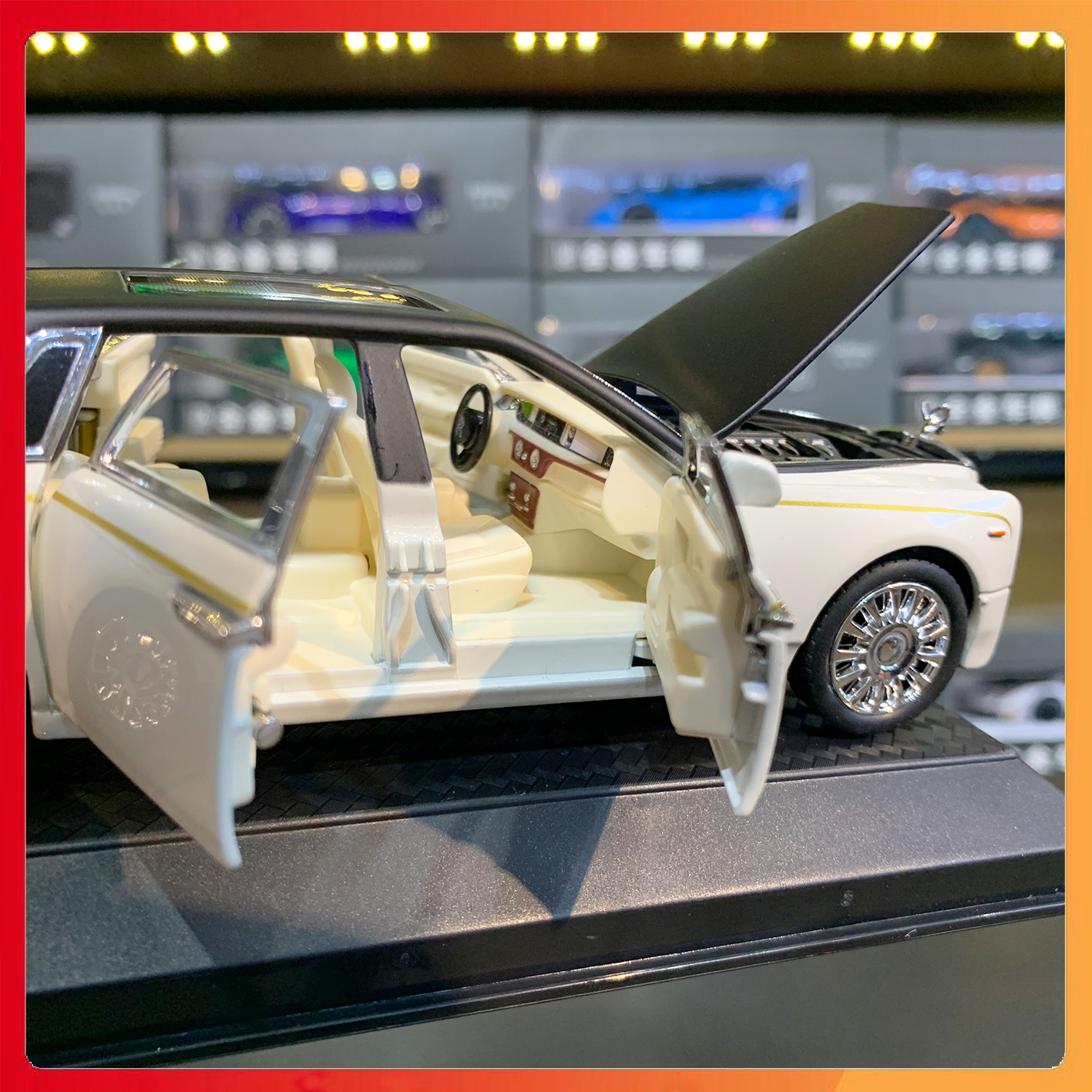 Mô hình xe Rolls-Royce Phantom VIII tỉ lệ 1:32 hãng CHEZHI