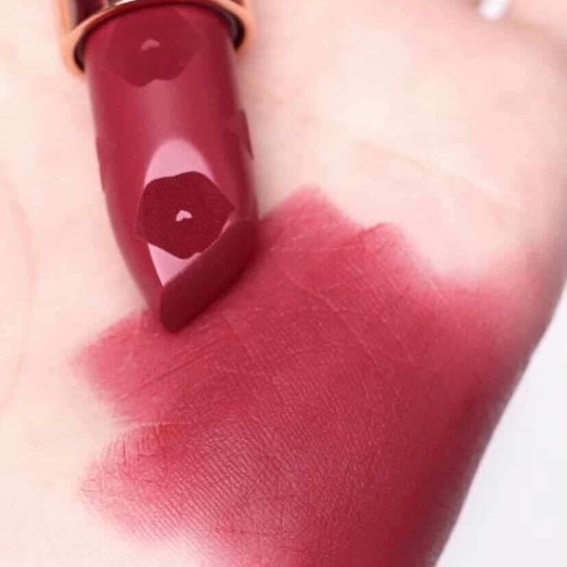 Son Charlotte Tilbury Unbox.