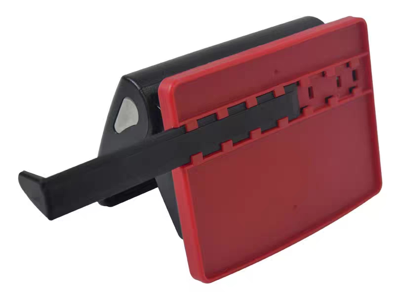 Dập lỗ - Đục lỗ Deli 15 tờ 0105
