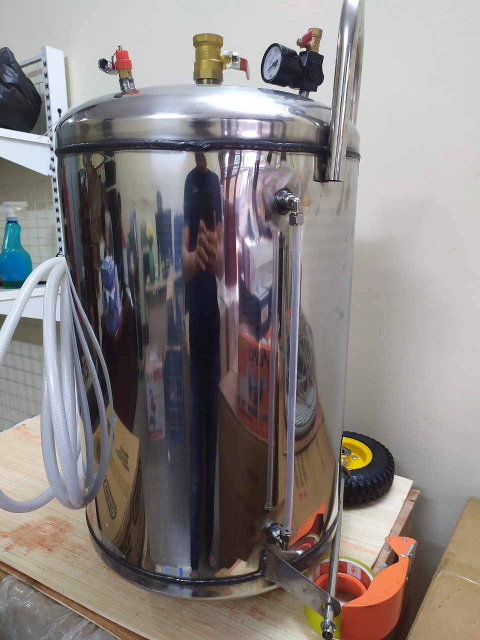 BÌNH BỌT TUYẾT RỬA XE 80 LÍT INOX LE-80I