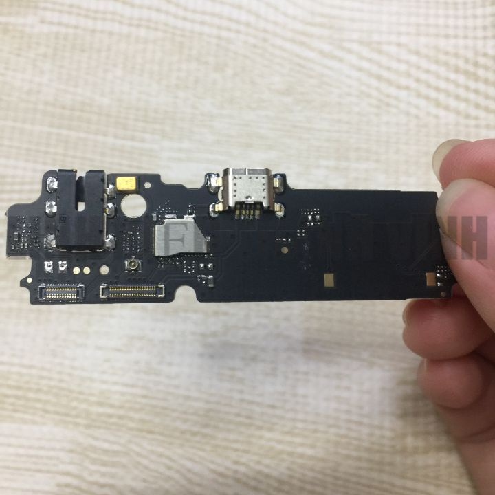 Bo mạch sạc ViVo V5 Y67
