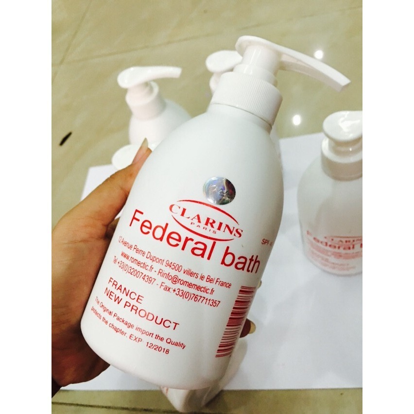 Sữa non Clarins 500ml
