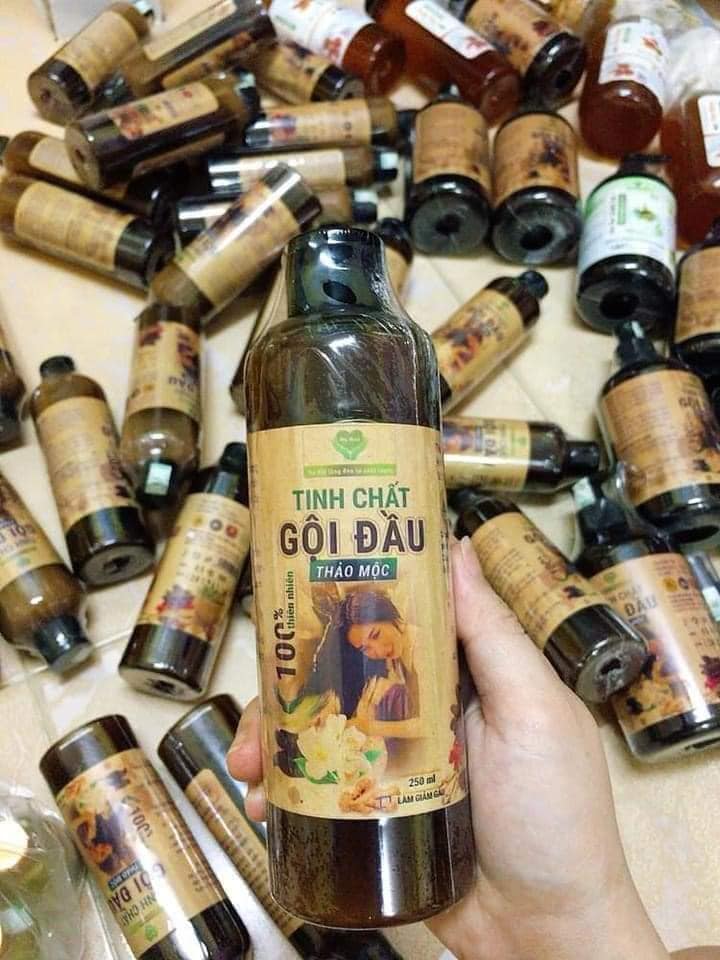 DẦU GỘI ĐẦU THẢO MỘC MẸ KEN (dành cho tóc khô, giảm gàu, giảm rụng, kích mọc tóc)