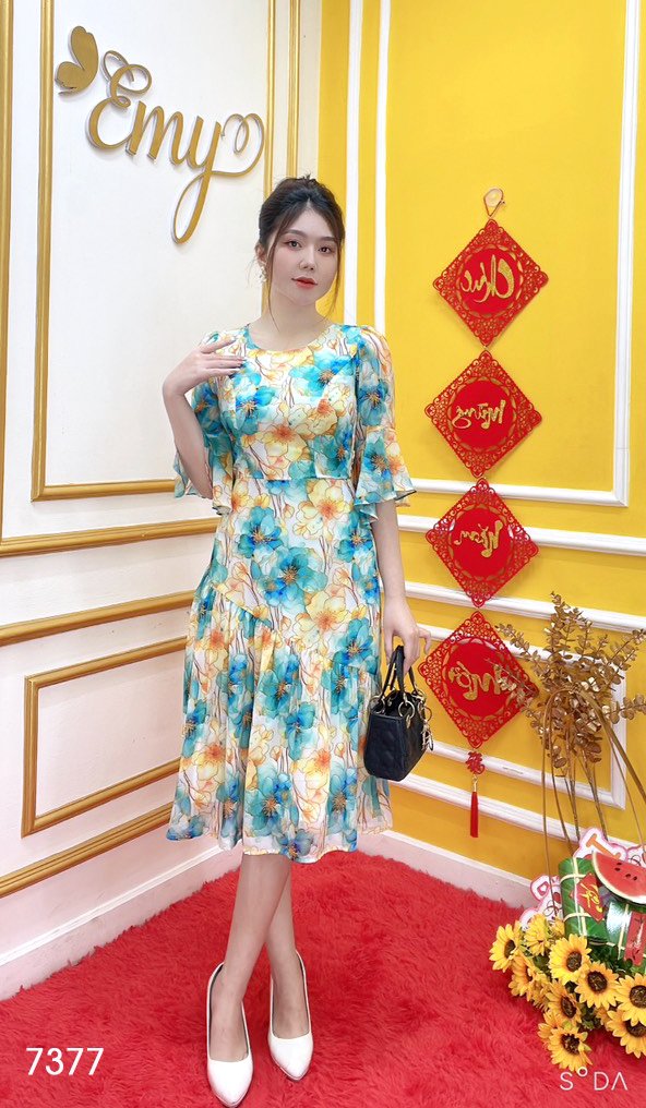 Đầm EMY EM7377 Xoè Hoa Xanh
