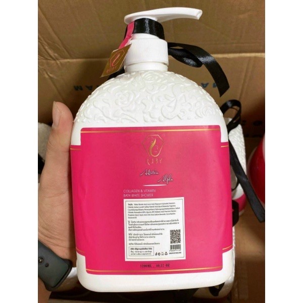 Sữa tắm Ruby hương hoa quyến rủ Thái Lan 1200ml